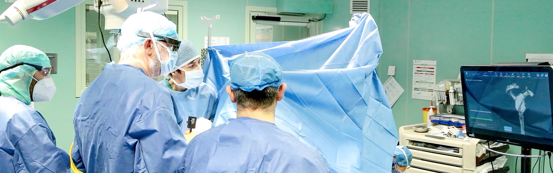 Primo intervento al mondo di chirurgia protesica alla spalla con realtà aumentata